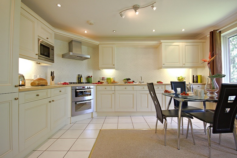 Perfect open plan kitchen area to entertain friends or family