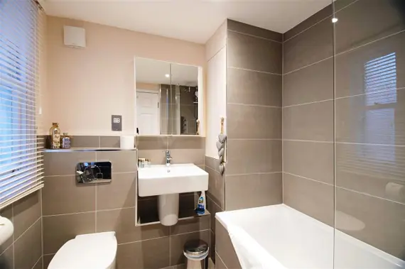 A sleek, modern bathroom