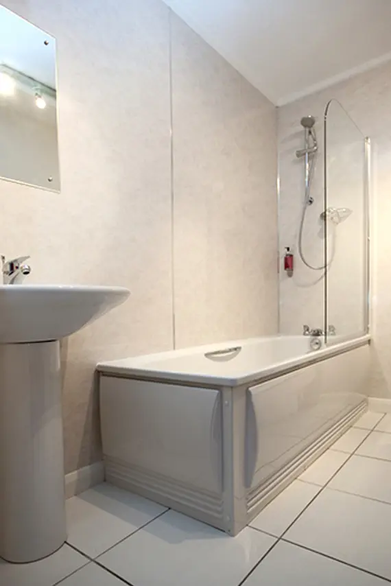 A modern, spacious bathroom
