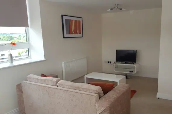 The cosy little lounge area.