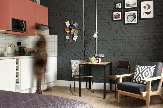 A deluxe studio at Room 2 apart-hotel