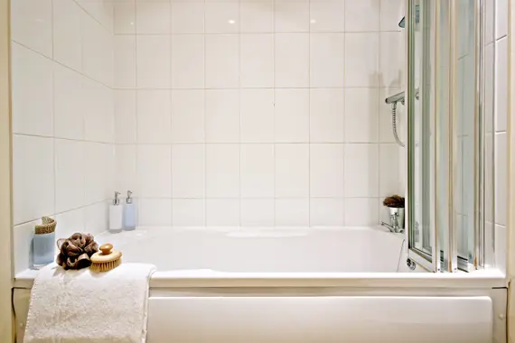 These apartments offer a full family bathroom