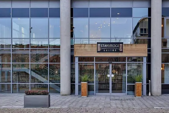 The Staybridge Suites Liverpool building complex