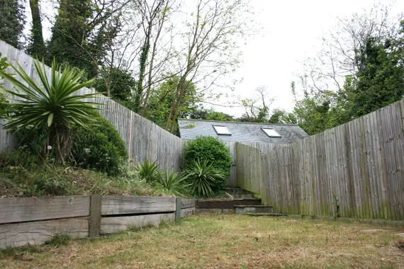 Chatsworth Apartments offers outside space