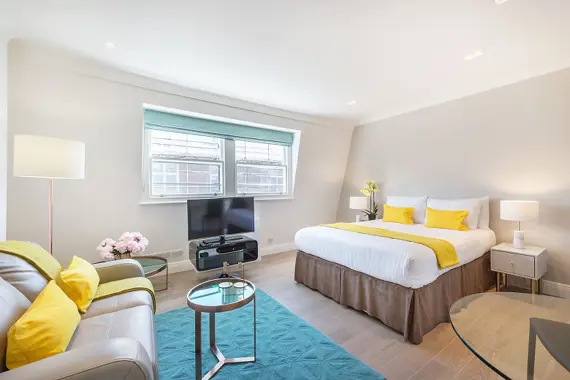 A very stylish Wyndham Street Apartment