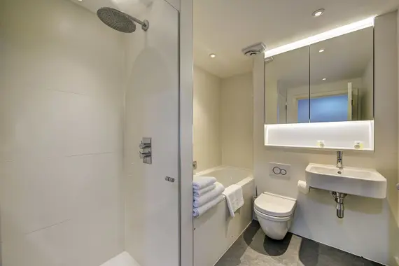 A clean and bright bathroom