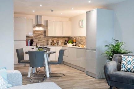 A beautiful bright and spacious kitchen