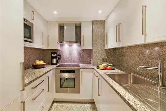A fully equipped one bedroom standard kitchen in Mayfair