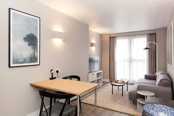 A comfortable and stylish one bedroom apartment in Aldgate