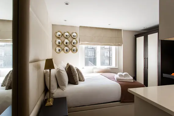 A standard studio apartment in Baker Street