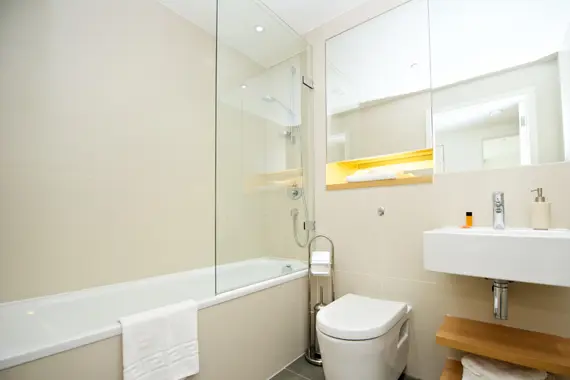 A modern, spacious bathroom