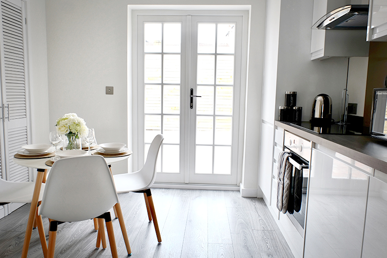 A fabulous kitchen and dining table