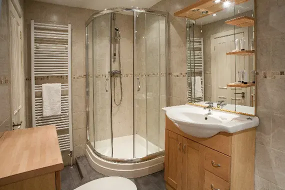 A lovely relaxing shower room