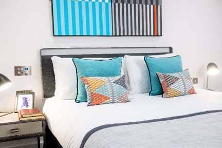 A bright one bedroom standard apartment in Brighton