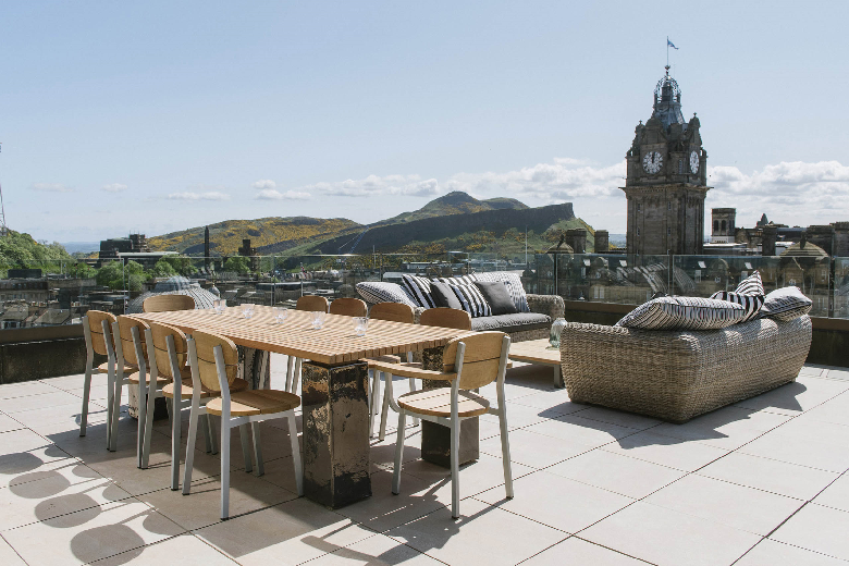 A stunning and relaxing terrace with amazing views in Edinburgh Grand