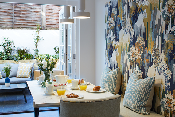 A stunning three bedroom townhouse in Knightsbridge