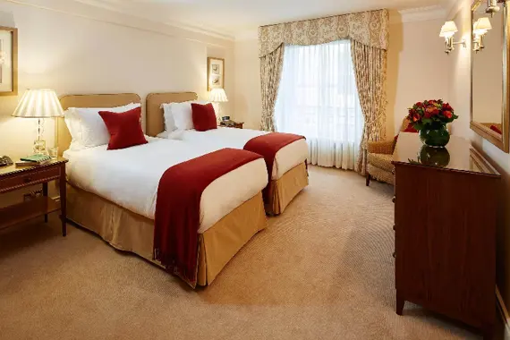Twin beds are also available at Cheval Hyde Park Gate