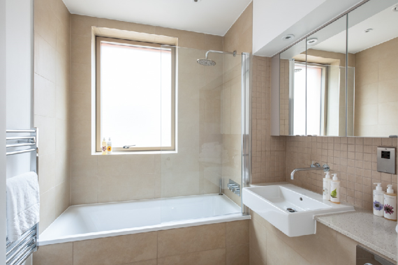 A clean and polished bathroom