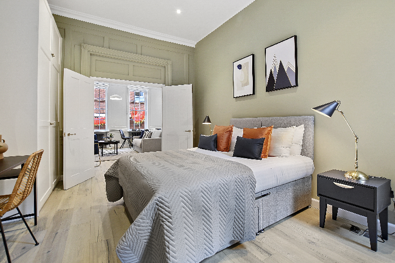 A elegantly designed one bedroom apartment in Soho