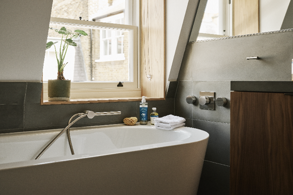 A bathroom with a view!