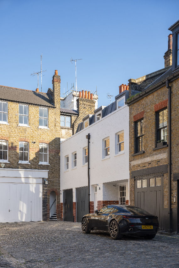 Weymouth Mews Apartments Entrance