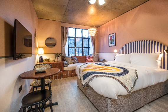 A relaxing studio apartment