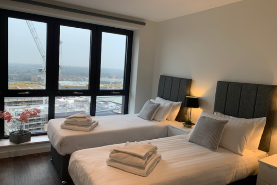 Spacious twin bedroom