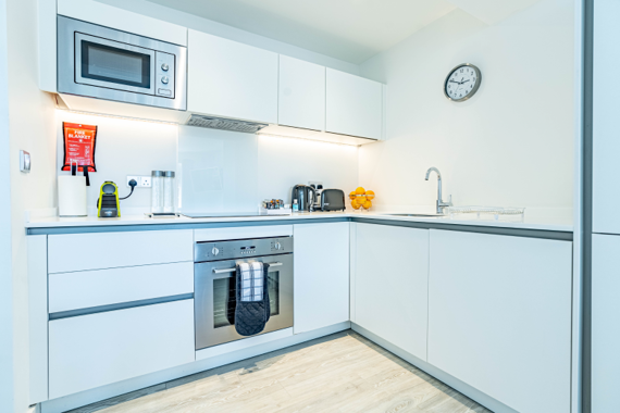 A fully-equipped and contemporary kitchen