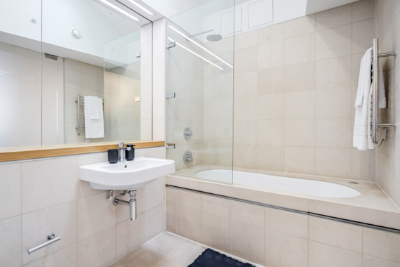 A clean and polished bathroom