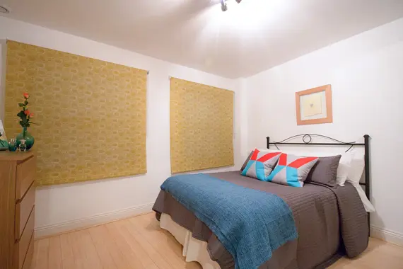 Another look at that bright Standard bedroom