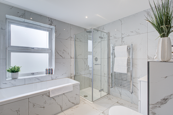 Clean and well-maintained bathroom