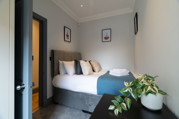 Cozy and inviting two bedroom, 1 bath with a comfortable bed 