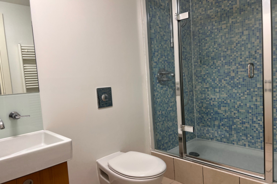 A lovely bathroom in Marylebone