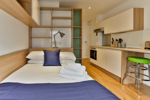 A well-appointed studio in Park Lane, Cardiff