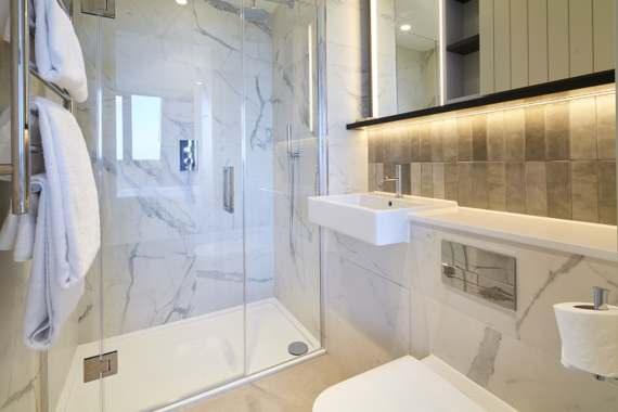 Clean and well-maintained bathroom