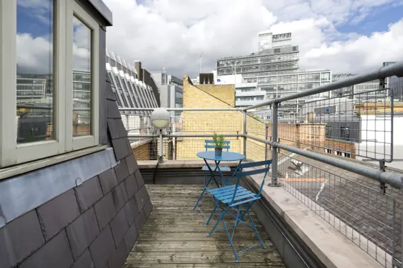 Penthouse One Bedroom Apartment with Balcony