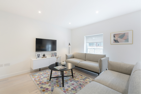A rather spacious and decorative living room