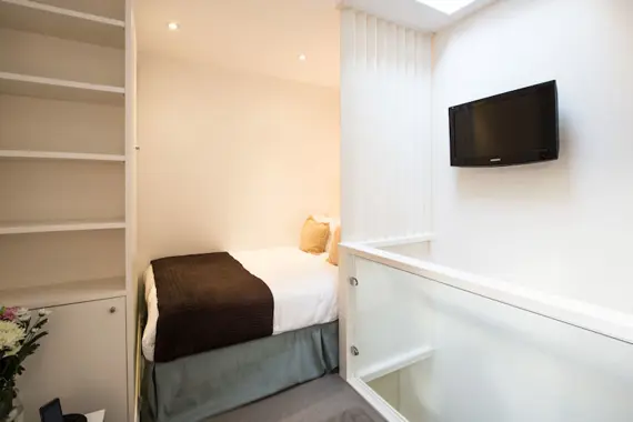 Detail in a Chiltern Street bedroom