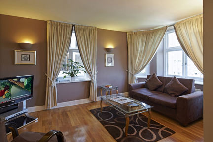 A spacious, bright lounge