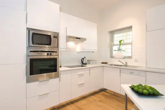 A sleek fully equipped kitchen