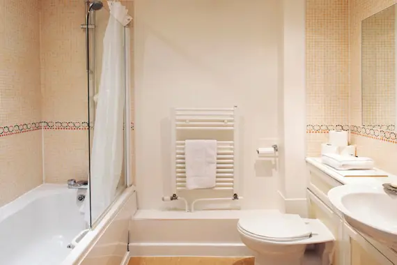 A typical bathroom at Market Rise