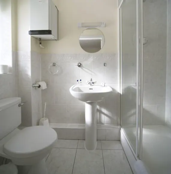 A bright, ensuite bathroom