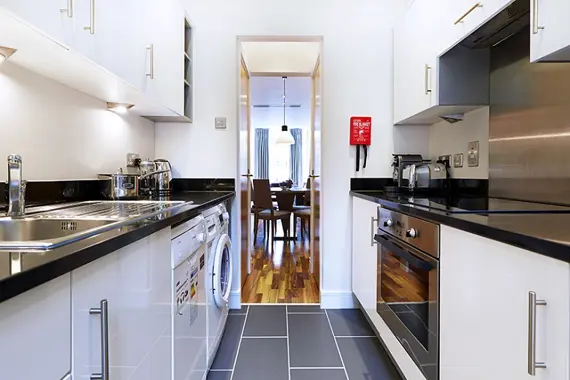 A modern, fully equipped kitchen