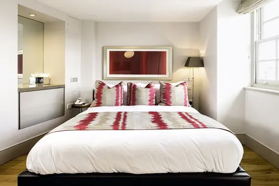 A bright and spacious studio apartment