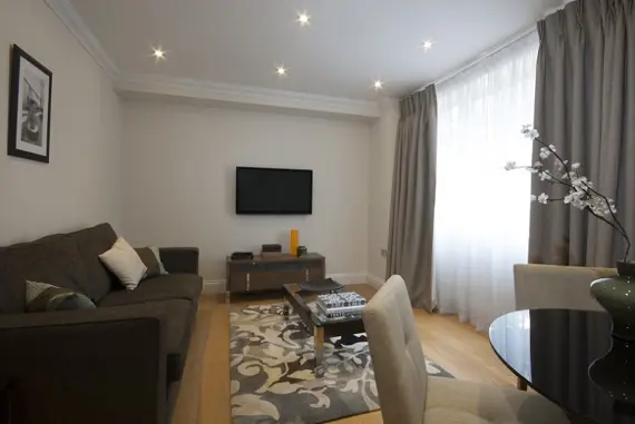 A relaxing, bright living space